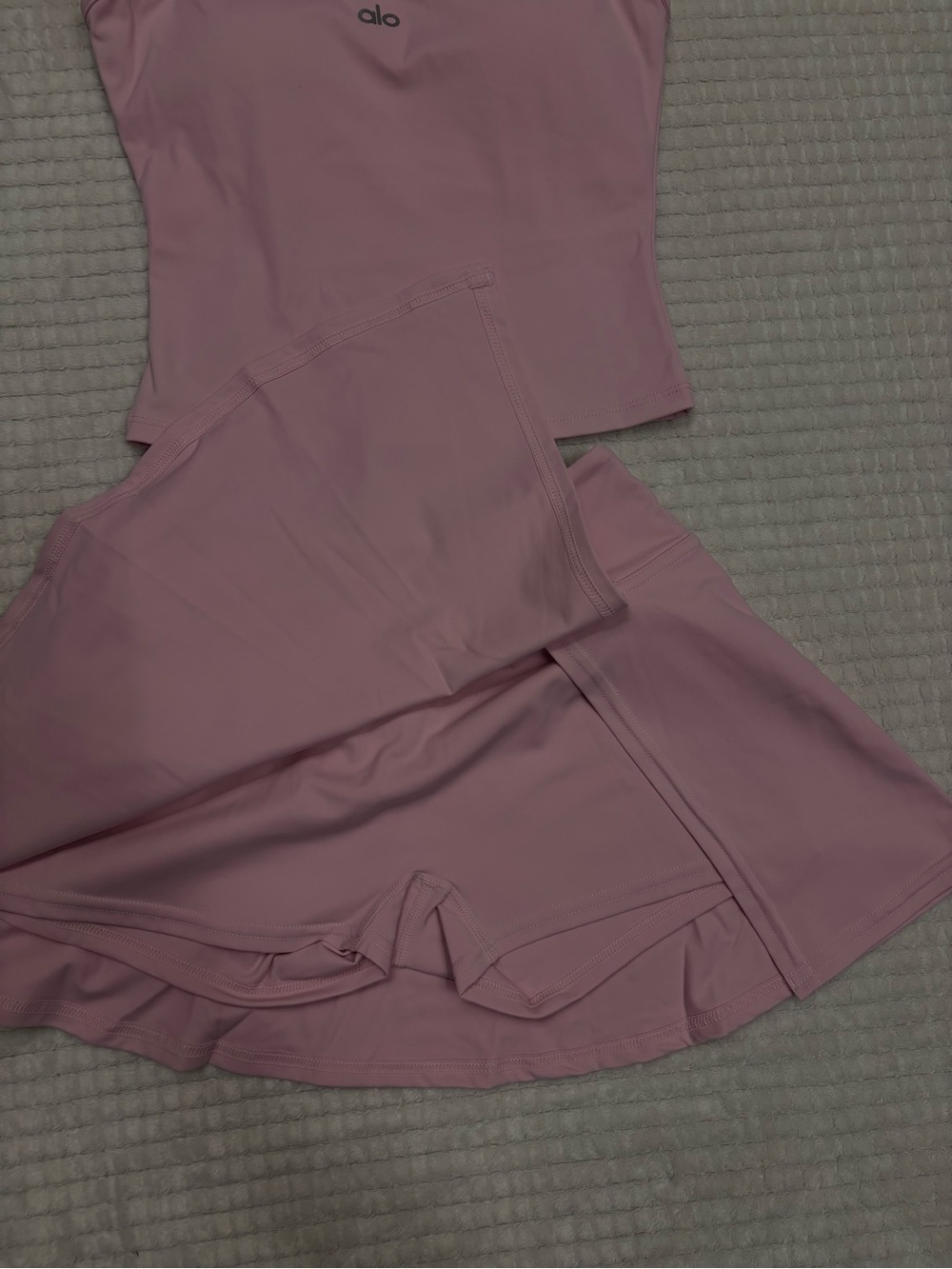 ALO Yoga Pink Tank and Skirt Set - Picture 4 of 8